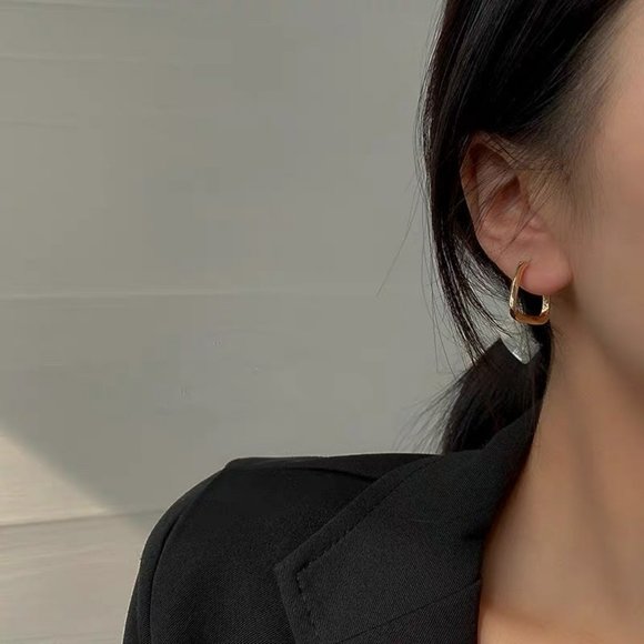 New Design Fashion Jewelry Simple Irregular Geometric Metal Earrings - Picture 3 of 5